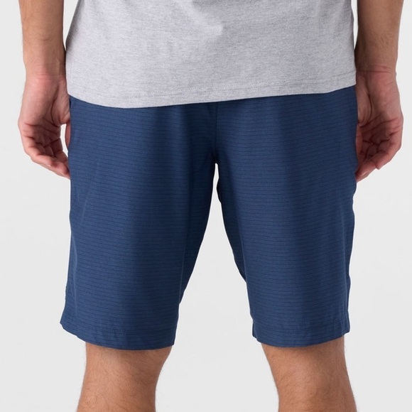 Hang Ten mens flat front blue plaid hybrid shorts Sz-32. X15 - Picture 4 of 12